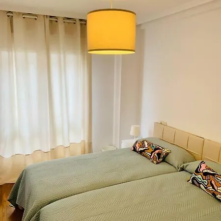 Vh3 Apartamento Con Garaje Ovd شقة اوفيدو